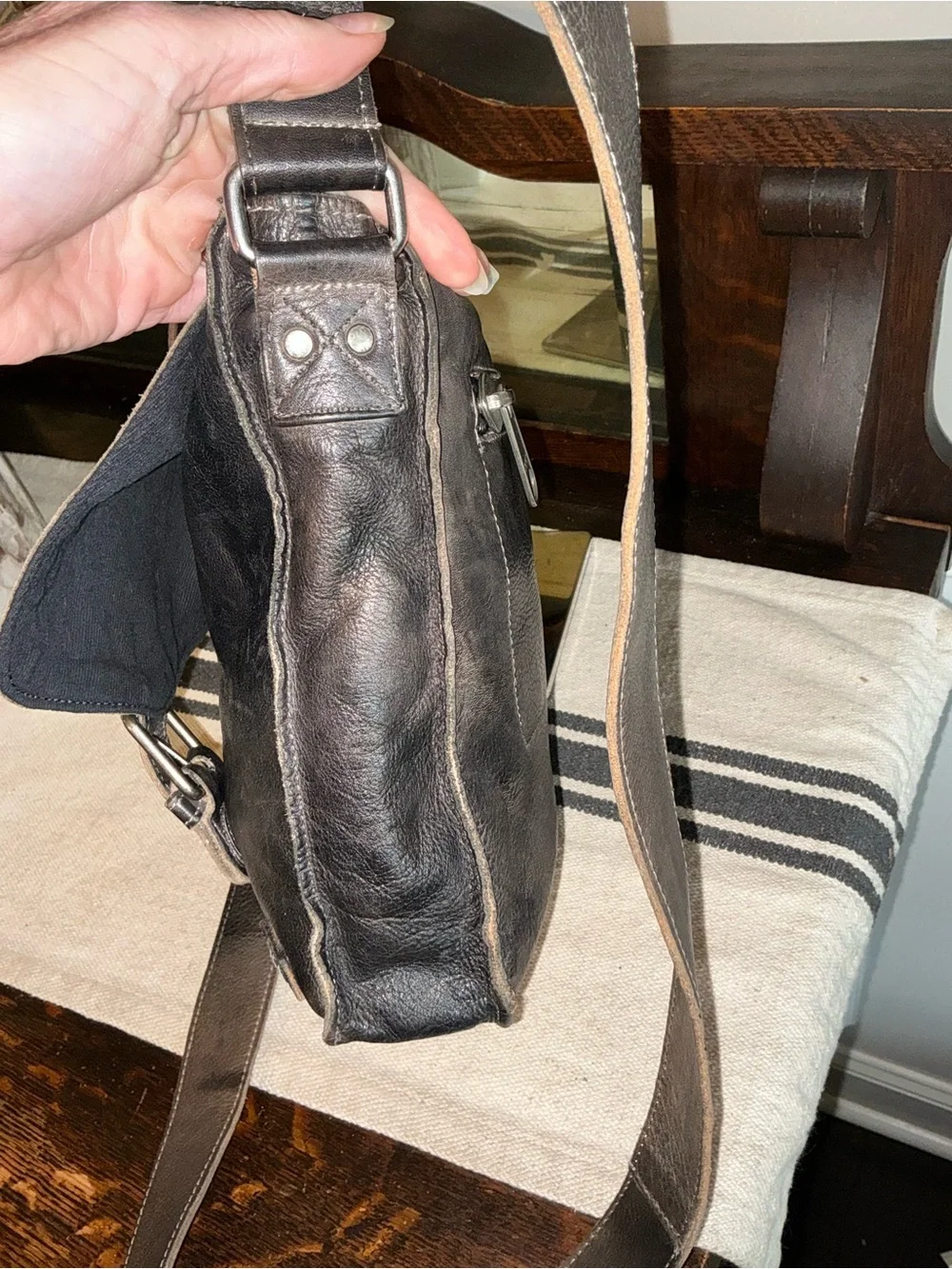 Bed Stu Leather Venice Beach Crossbody Bag Black Rustic Retail $240